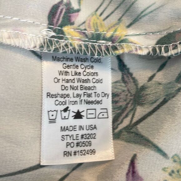 Amour Vert Amy Tropez Floral Print 100% Silk Blouse M - Picture 8 of 8